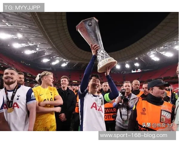 马拉西亚首场亮相却无进球助攻曼联三年半沉寂的炸弹小队最后一人 马拉西亚首场亮相却无进球助攻曼联三年半沉寂的炸弹小队最后一人